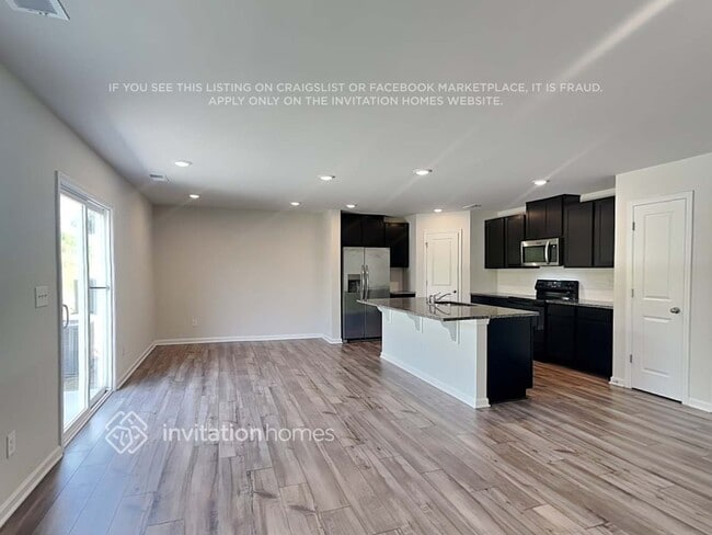 Building Photo - 5129 Cameron Cmns Pkwy