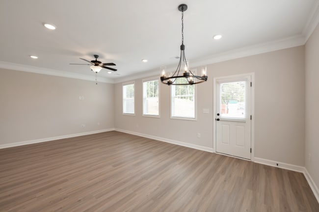 Building Photo - 3360 Verdi Ln