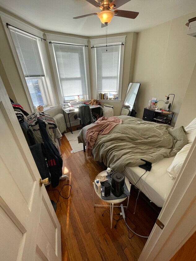 Foto principal - 1177 Commonwealth Ave
