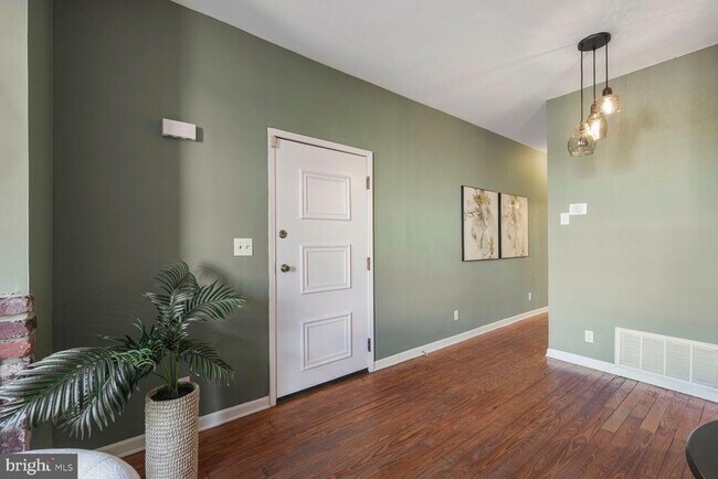 Foto del edificio - 424 11th St NE