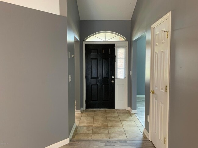 Building Photo - 12018 Sunchase Dr