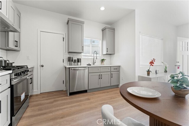 Foto del edificio - 13158 Cedar St