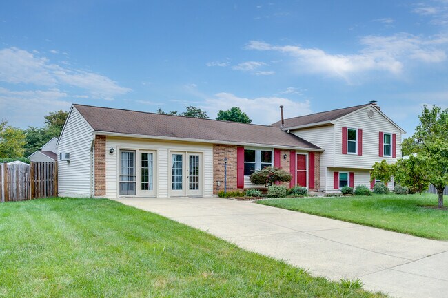 Frente - 5471 Braddock Ridge Dr