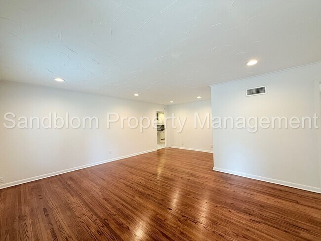 Building Photo - For Lease | Midtown Tulsa | Available Now!