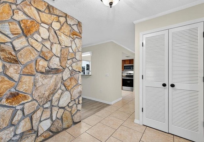 Building Photo - 11755 W Fisherman Ln