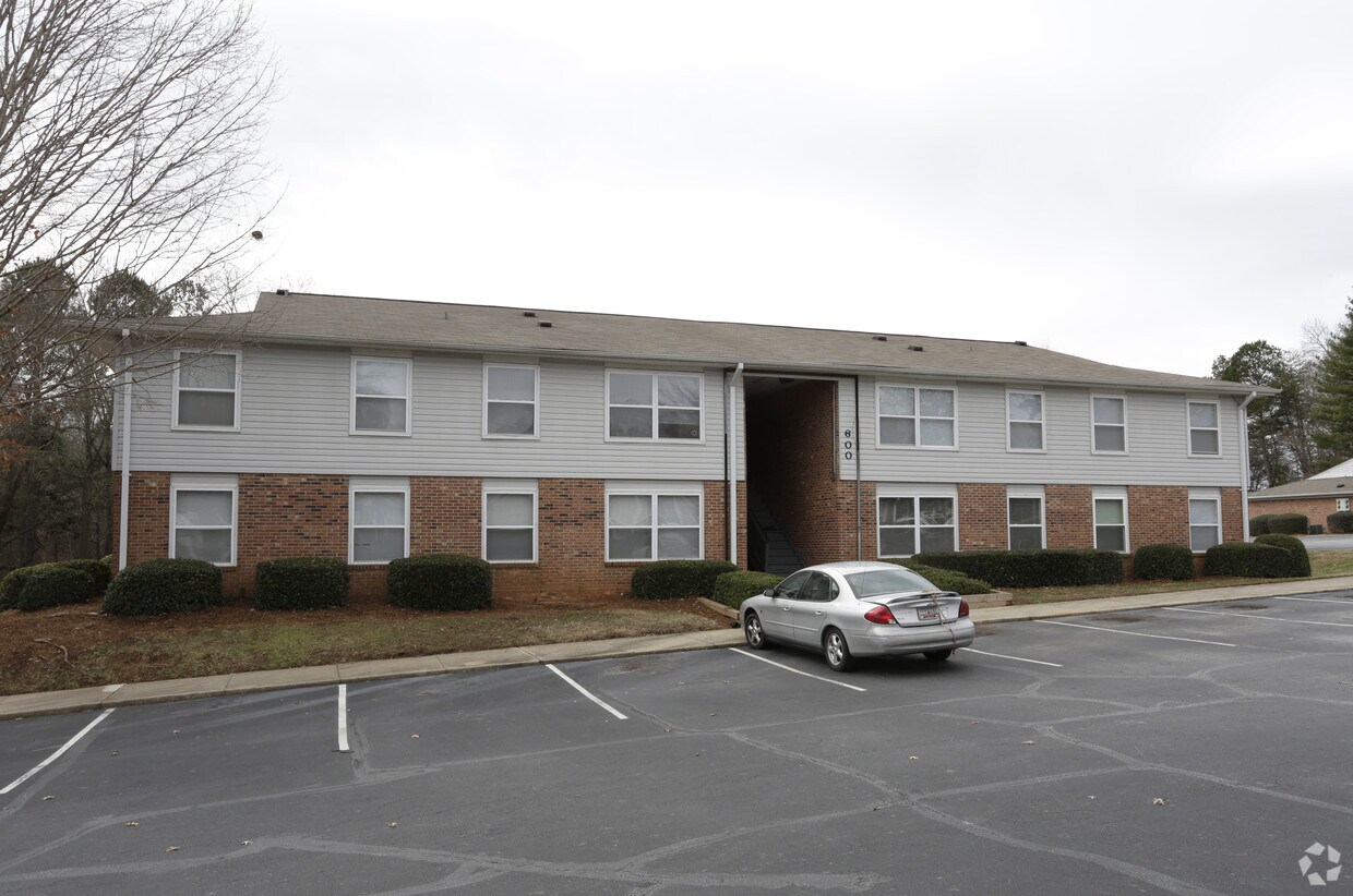 Creekwood Village Apartments Clemson