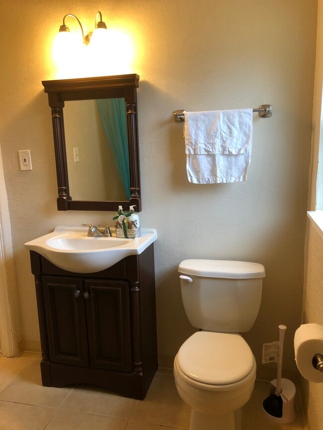 Bathroom - 1915 18th Street NW