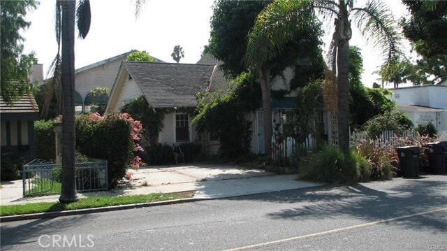 Building Photo - 324 Ximeno Ave