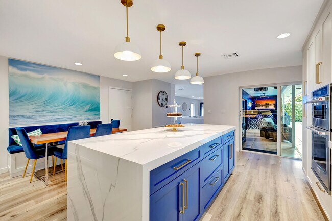 Foto del edificio - 3481 NE 31st Ave