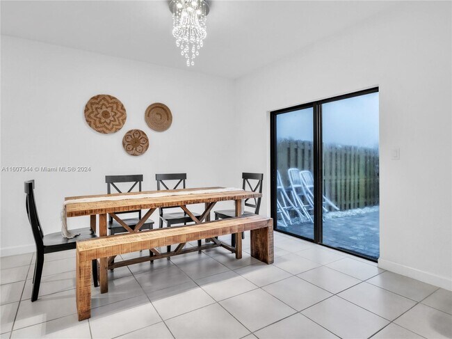 Foto del edificio - 10257 SW 228th Terrace