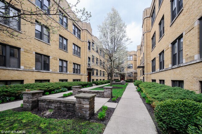 Building Photo - 1358 W Estes Ave