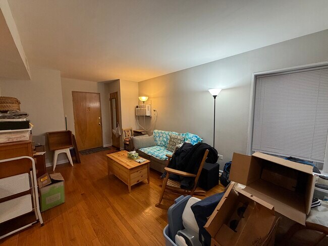 Foto del edificio - 6535 N Mozart St