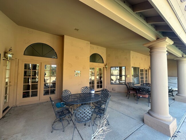 Building Photo - Sonoran Heights Home