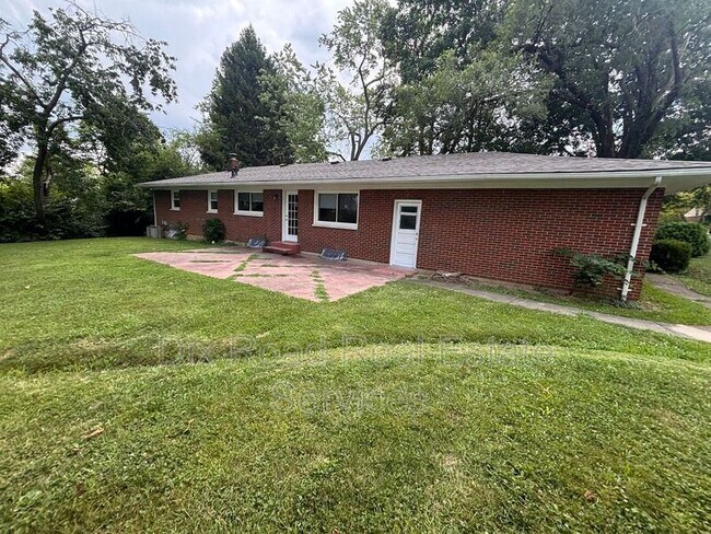 Foto del edificio - 4521 Eisenhower Pl