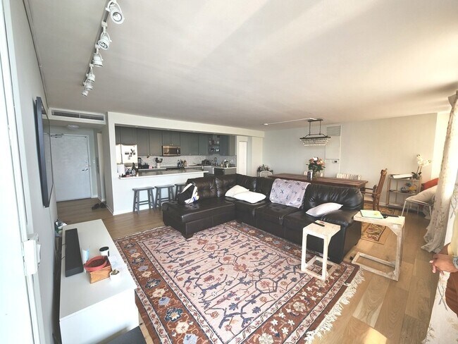 Foto del edificio - 6301 N Sheridan Rd