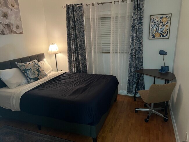 Foto del edificio - 700 Windsong Cir