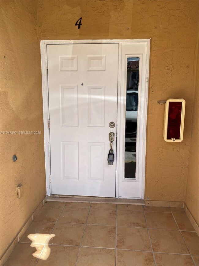 Foto del edificio - 3503 W 76th St