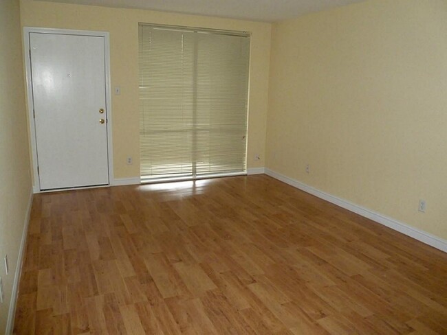 Building Photo - 4643 Wild Indigo St