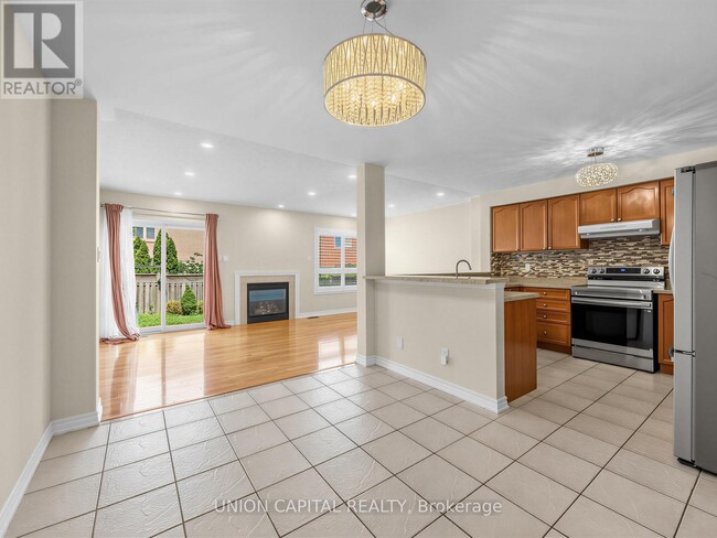 Building Photo - 3186 Cabano Crescent