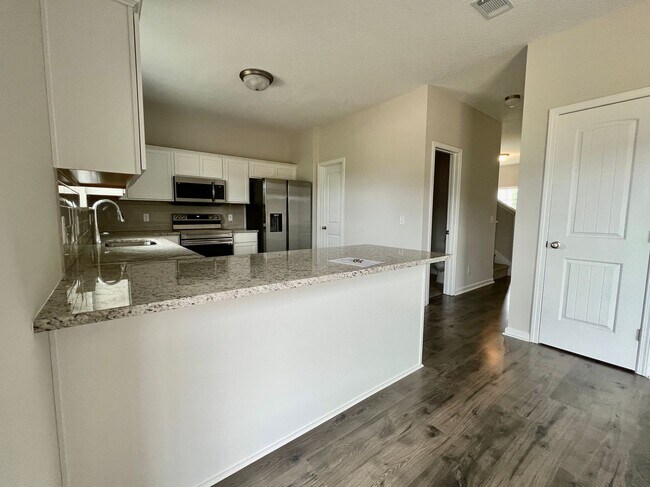 Building Photo - 62 Whippoorwill Wy NE