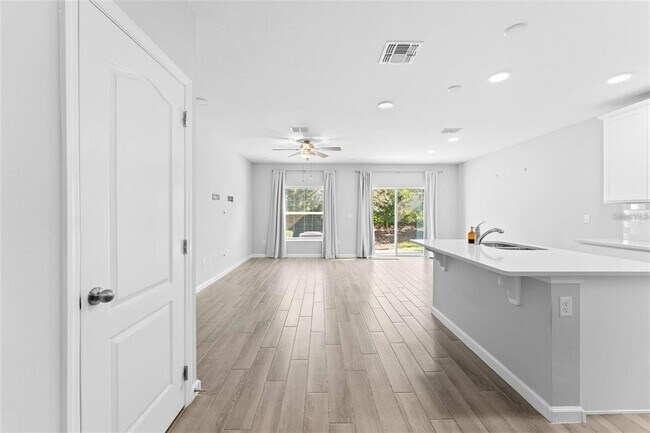 Building Photo - 3137 Riverboat Wy