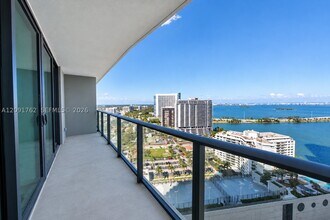 Building Photo - 501 NE 31st St