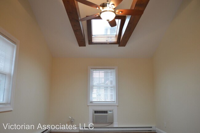 Building Photo - 1 br, 1 bath Apartment - 14 Cleveland St