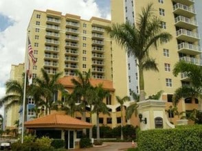 Building Photo - Blue Lagoon