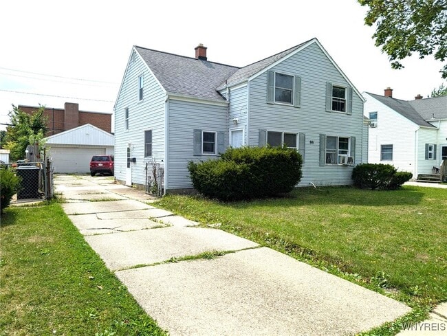 Building Photo - 881 Highland Ave
