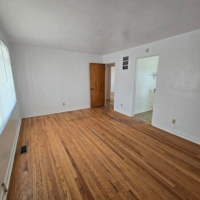 Foto del edificio - 205 Madison St NE