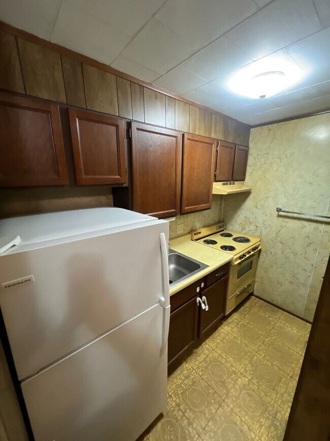 Foto del edificio - 16945 Rooster Ln