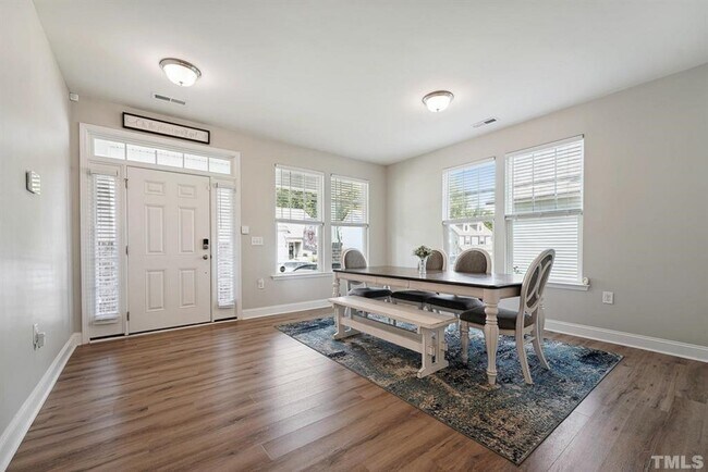 Building Photo - 663 Heartpine Dr