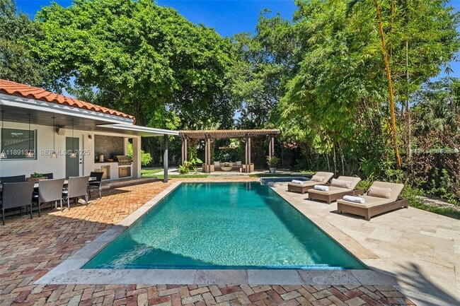 Building Photo - 575 Bay Point Rd