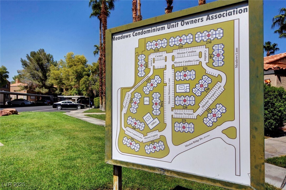 Foto del edificio - 5250 Mission Carmel Ln