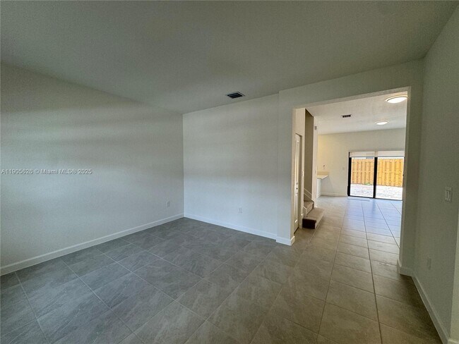 Foto del edificio - 12884 SW 232nd Ln