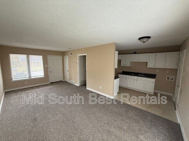 Foto del edificio - 3723 Parakeet Rd