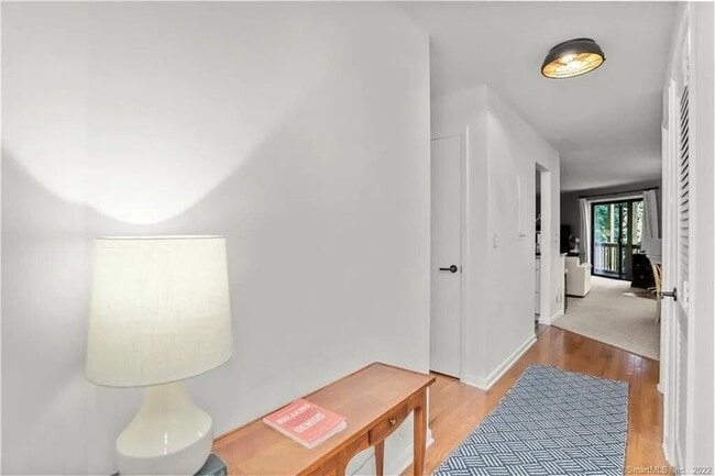 Foto del edificio - 3 Seir Hill Rd