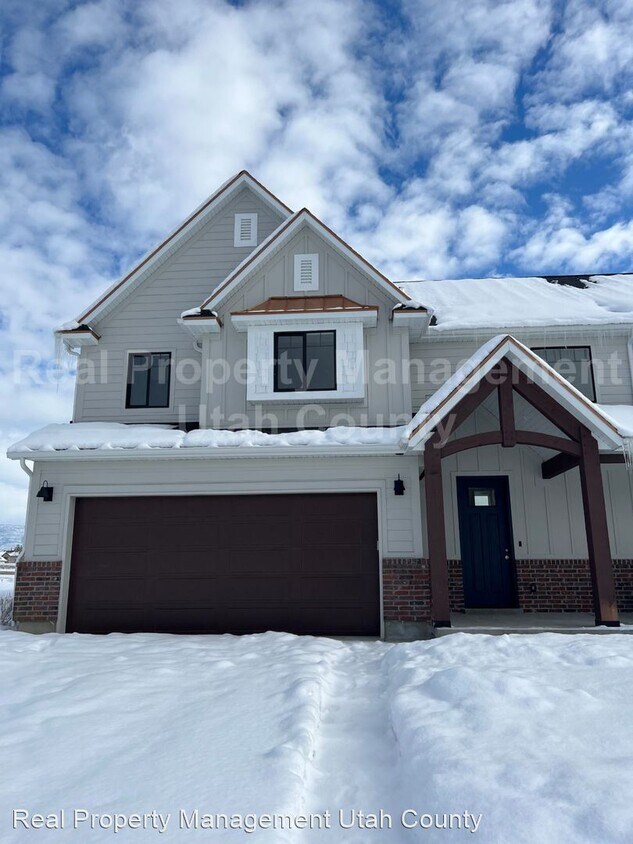 3 br, 2.5 bath House 159 S 250 E Unit A House Rental in Midway, UT