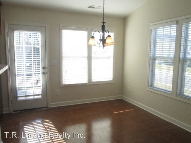 Building Photo - 3 br, 2 bath House - 1423 Napa Street NW