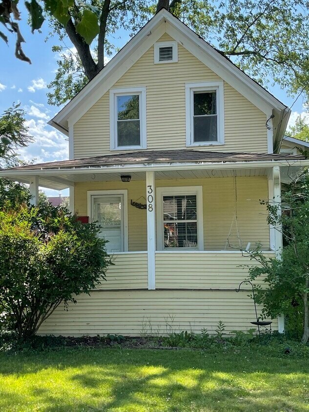 Primary Photo - 308 S Washington St