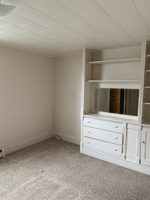 Building Photo - Spacious 2 Bedroom-Heat Inc