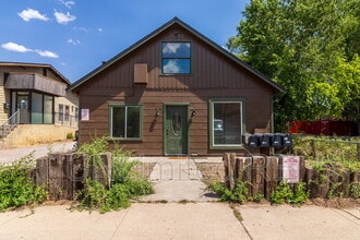 Building Photo - 306 S Humphreys St