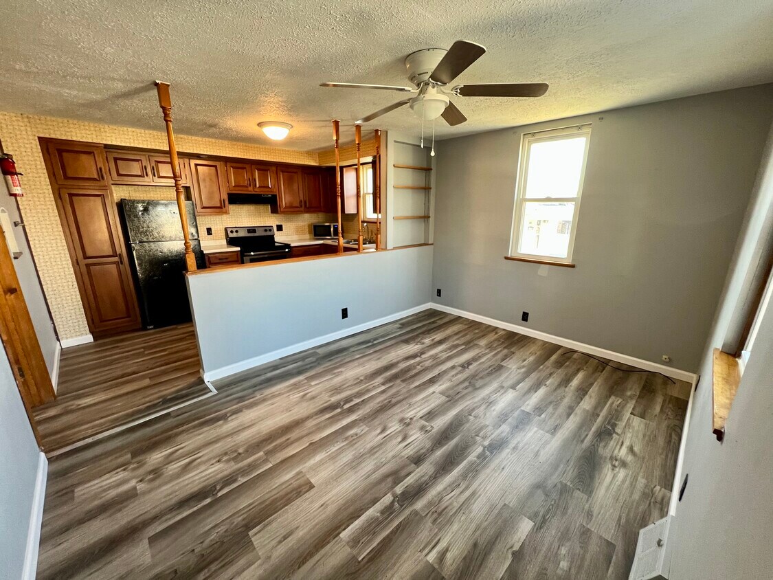 2011 Main St Unit Apt 1, Aliquippa, PA 15001 Apartments in Aliquippa