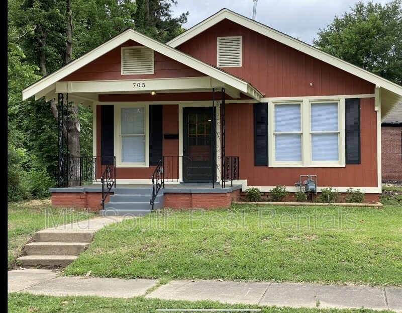 Foto principal - 705 W 16th St