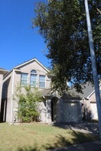 Building Photo - 13419 Forest Pines Village Ln