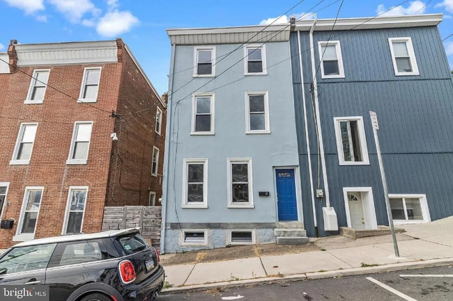 Photo - 214 Hermitage St Townhome