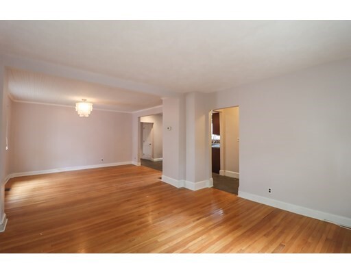 Foto del edificio - 30 Saint James Ave