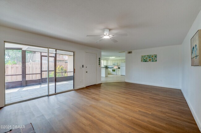 Foto del edificio - 152 Sweetgum Ln