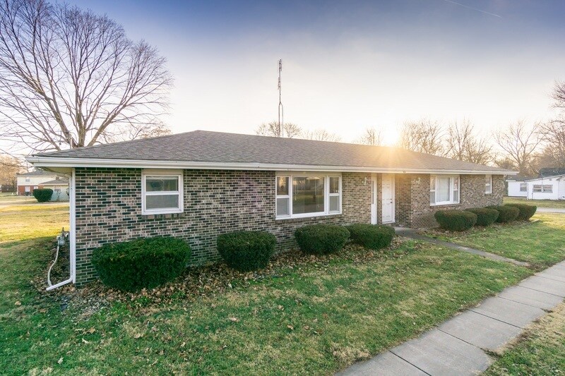 Foto principal - 408 W Washington St