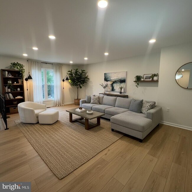 Foto del edificio - 7438 Barbados Ln
